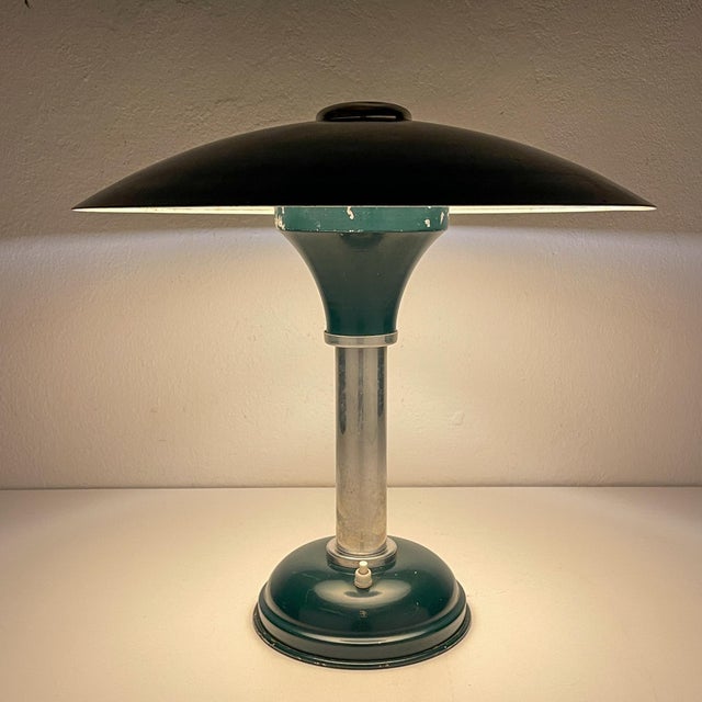 Vintage metal green desk lamp bauhaus style made in germany in the 1930s. in good vintage condition, the paint is...