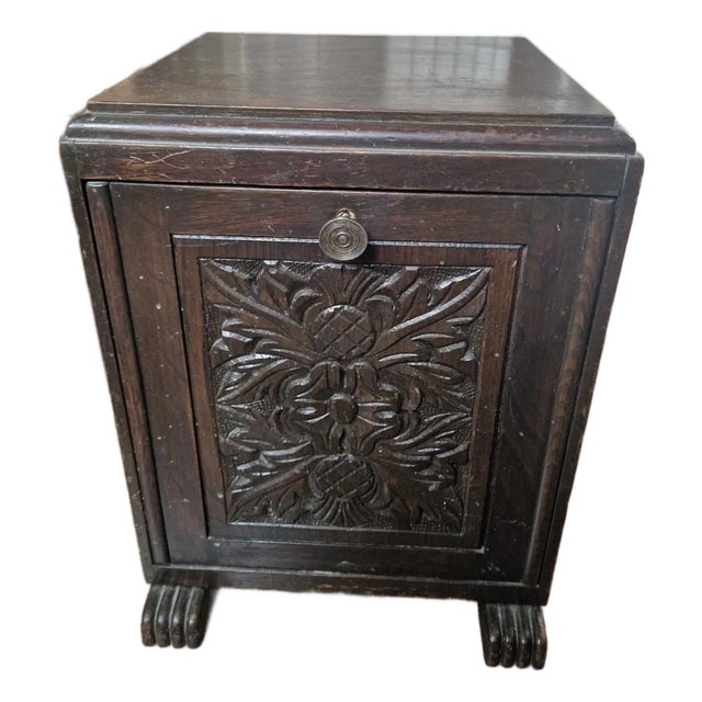 Petite Early 20th Century English Coal Bin Accent Table or Magazine Storage Rack For Sale