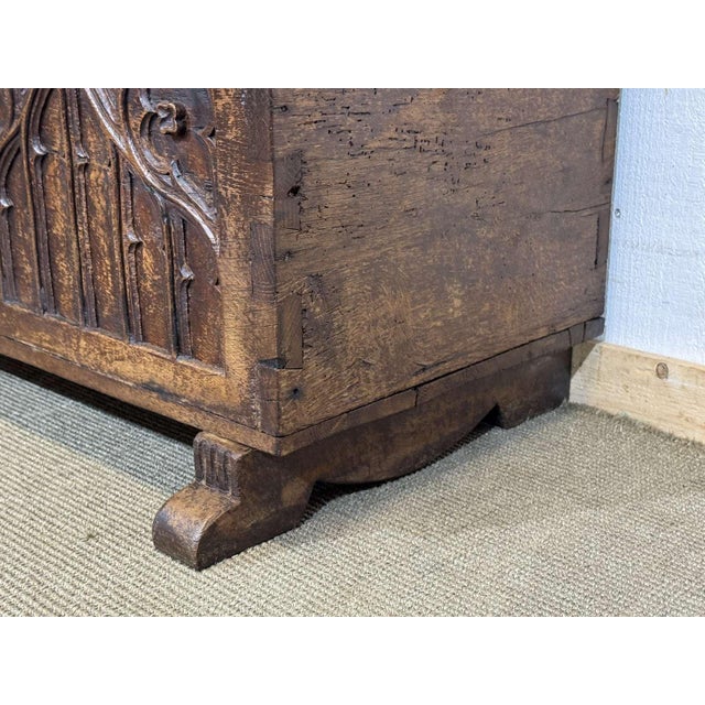 18th Century Oak Chest with Gothic Decoration For Sale - Image 15 of 18