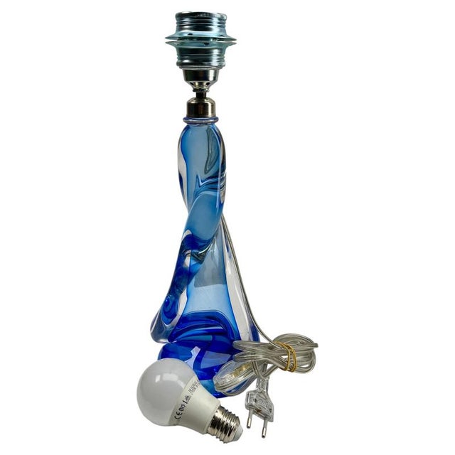Twisted Cobalt Sommerso Crystal Table Lamp from Val Saint Lambert, 1953 For Sale - Image 4 of 10
