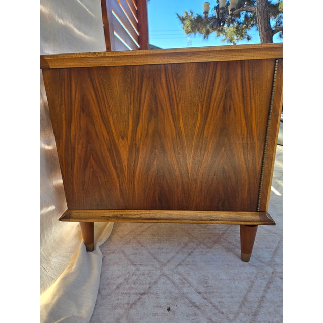 Lane Mid-Century Modern Cabinet With Tapered Legs, Removable. Alta Vista, Virginia, Style 1131-92, Serial 2864250. For Sale - Image 9 of 10
