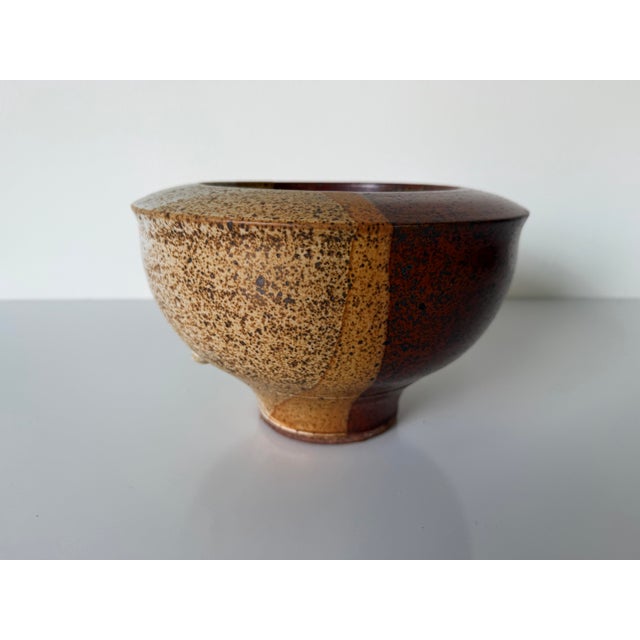 Red Ted Randall (Alfred, Ny, 1914–1985) Organic Studio Pottery Pedestal Vessel For Sale - Image 8 of 12