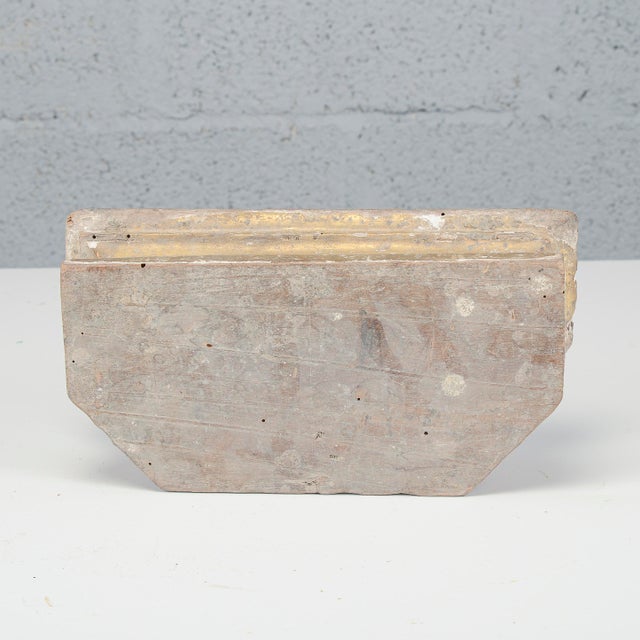 18th Century Gilded Gold Leaf Shelf Base For Sale - Image 9 of 10