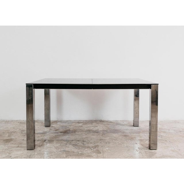 Giovanni Offredi dining table for Saporiti Italia - 1980s Elegant extending table designed by Giovanni Offredi for...