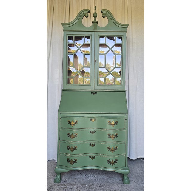 Vintage Chippendale Style Secretary desk with integrated Hutch. Drop wooden secretary leaf, with lots of cubbies to store...
