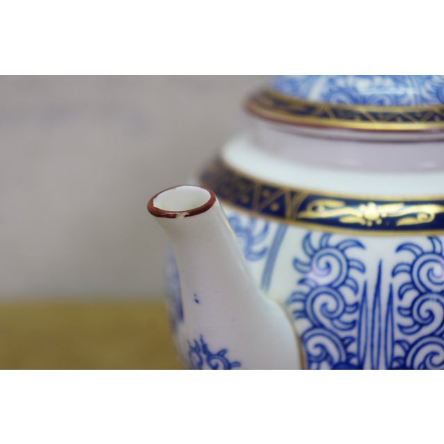 1880 Antique Old Worcester Porcelain Queens Royal Lily Blue & White Teapot 7" For Sale - Image 10 of 18