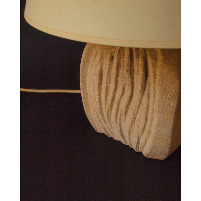 Brutalist Sculpted Stone Table Lamp with Geometric Patterns in the style of Albert Tormos, 1970s For Sale - Image 3 of 7