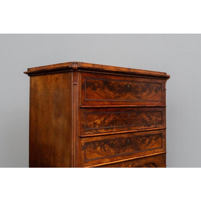 19th Century Biedermeier Chest of Drawers in Mahogany For Sale - Image 8 of 18