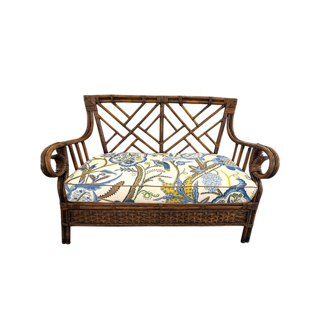 Mid-Century Modern Vintage Chippendale-Style Bamboo Rattan Settee For Sale - Image 3 of 11