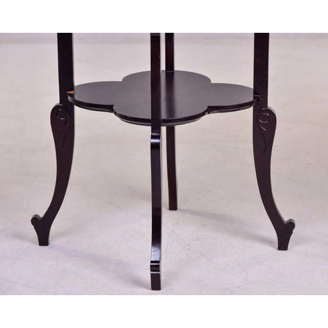 1940s French Art Deco Black Scalloped Quatrefoil Top Side Table For Sale - Image 5 of 12