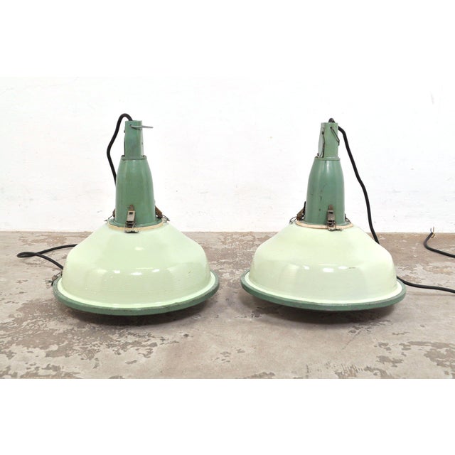 Green Vintage Enamel Pendant Lamp, 1950s For Sale - Image 8 of 9