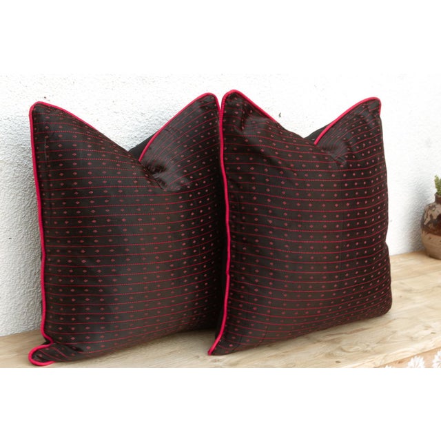 Pair of Lakhpat Dotted Gujarati Mashru Pillows For Sale - Image 4 of 7