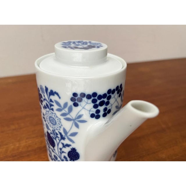 Mid-Century German Ceramic Tea or Coffee Pot Series Hamburg Form 20 Decor Blumenspiel by Lieselotte Kantner for Melitta, 1960s For Sale - Image 16 of 18