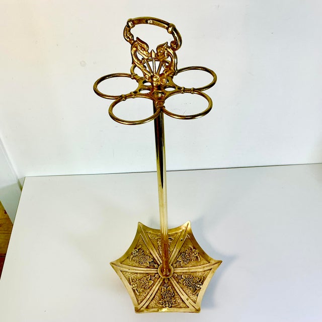 English 1950s Vintage English Chippendale Hollywood Regency Brass Trompe L’Oeil Umbrella Stand For Sale - Image 3 of 13