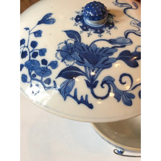 19th Century Chinese Blue & White Hot Water Dish With Liner For Sale - Image 11 of 12