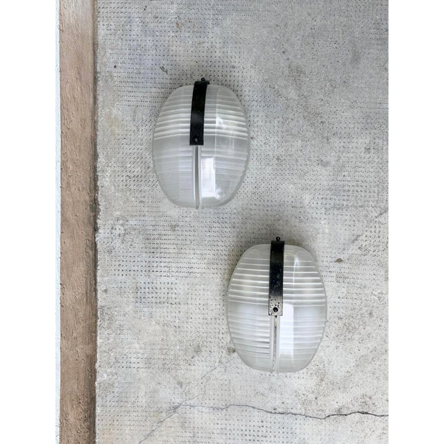 Vintage Lambda Wall Lamps by Vico Magistretti for Artemide, 1961, Set of 2 For Sale - Image 3 of 18