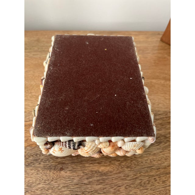 1970s Vintage Seashell Encrusted Box For Sale - Image 10 of 11