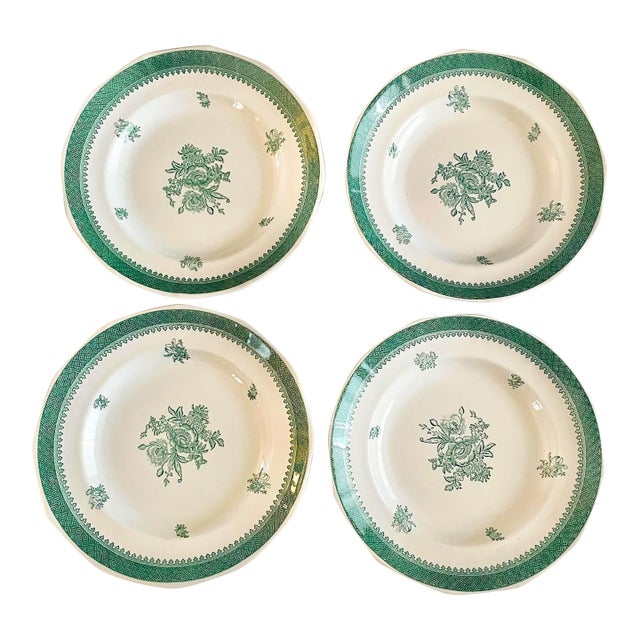 1970s Wedgwood Mount Vernon Green Dinner Plates From the Georgetown Collection- Set of 4 For Sale