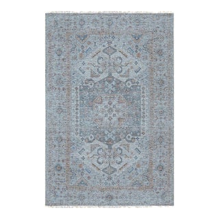 6x9 Ivory Blue Distressed Medallion Hand-Knotted Wool Rug For Sale