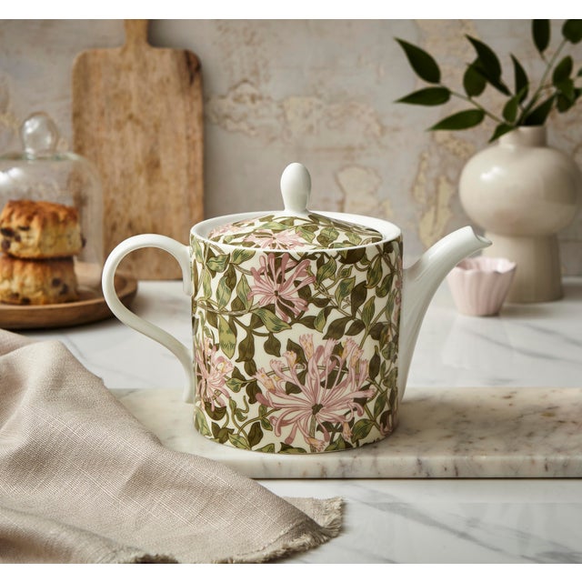Spode Morris & Co Teapot, Honeysuckle For Sale In New York - Image 6 of 7