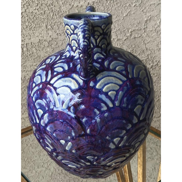 Late 20th-Century Safi-Style Earthenware Dual-Handled Pottery Vessel Drenched in Deep Cobalt Blue & Byzantium Purple, Mexico For Sale - Image 13 of 18