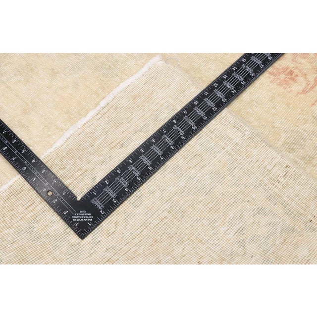 Mid 20th Century Vintage Turkish Sivas Rug - 04'05 X 07'06 For Sale - Image 5 of 9