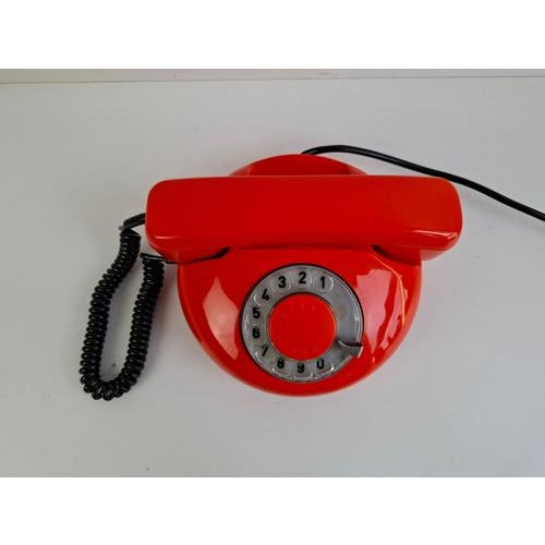 Mid-Century Orange Rotary Desk Telephone from Tesla, Czechoslovakia, 1970s For Sale - Image 17 of 18