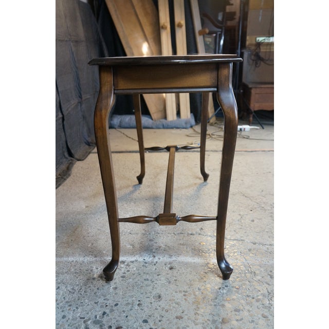 Brown Vintage Queen Anne Style Mahogany Sofa Console Hall Entry Table For Sale - Image 8 of 17
