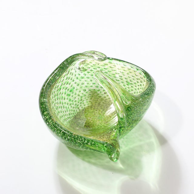 Mid-Century Hand-Blown Murano Glass Dish in Lime Green With Bullicante Detailing For Sale - Image 4 of 12