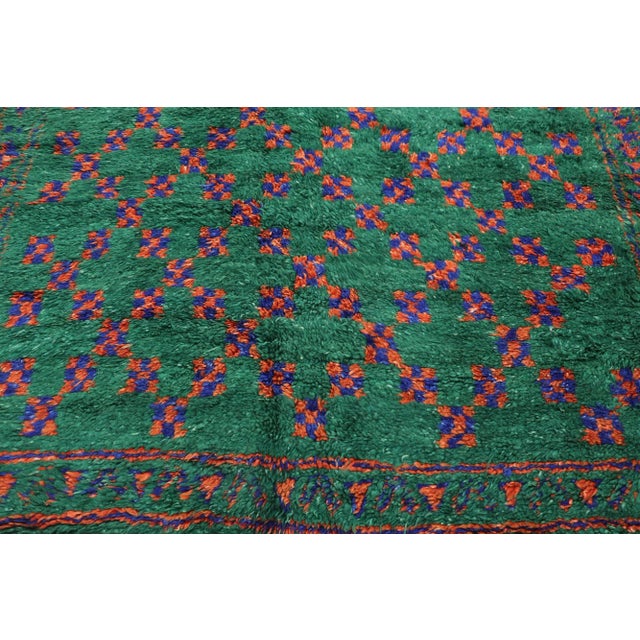 Berber Tribes of Morocco Vintage Berber Beni M'Guild Moroccan Rug - 06'00 X 10'02 For Sale - Image 4 of 9