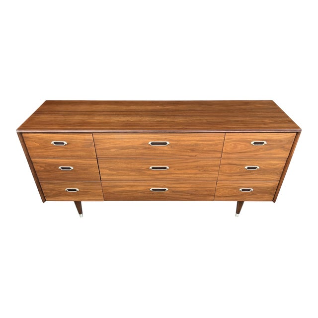 Mid-Century Modern 1960s Mid-Century Modern 9-Drawer Walnut Dresser With Chrome Pulls For Sale - Image 3 of 15