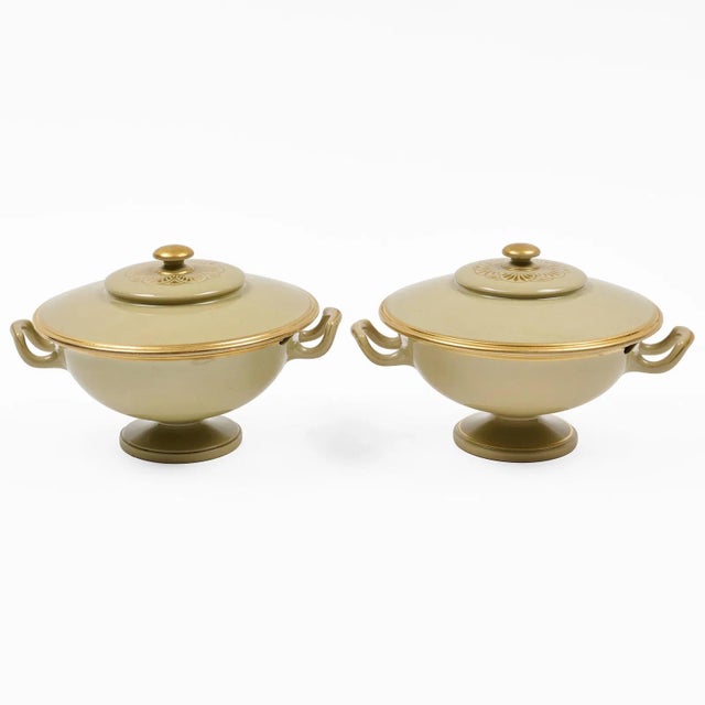 Pair antique early 19th century Wedgwood drabware urn or vase form sauce tureens with covers. These are smart displayed on...