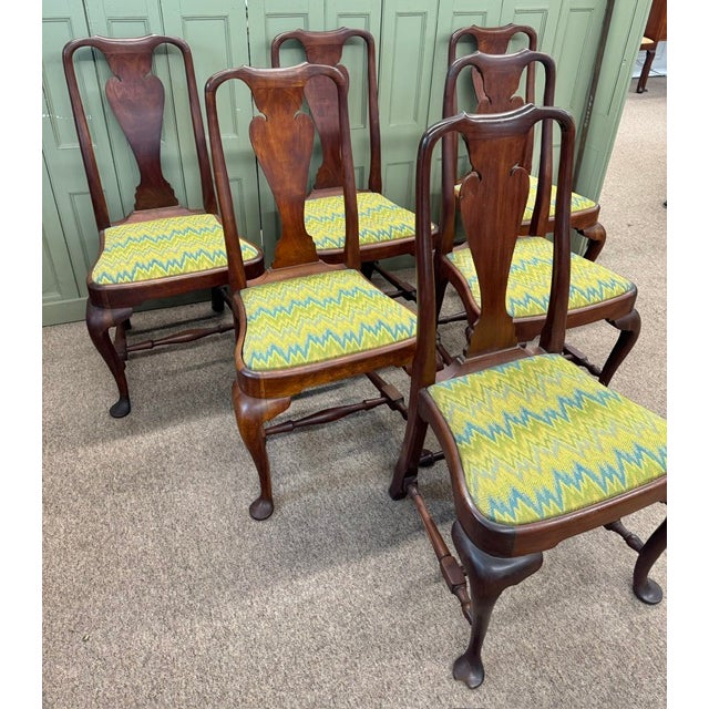 Outstanding bench made set of 6 Queen Anne style dining chairs by master craftsman Douglas Campbell I believe he worked in...