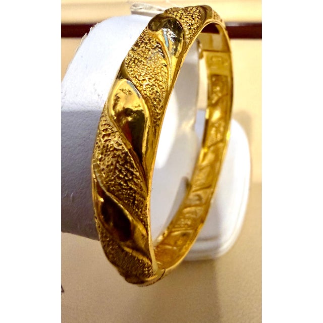 Gold VINTAGE 24 Karat Yellow Pure Gold 27.5 Gm SMALL Bangle Bracelet, Openable For Sale - Image 8 of 18
