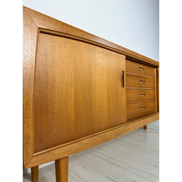 Vintage Minimalistic Teak Sideboard from Bartels,1960s For Sale - Image 6 of 16
