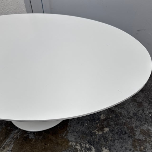 Alivar Italian Eero Saarinen Style Coffee Table For Sale - Image 10 of 12