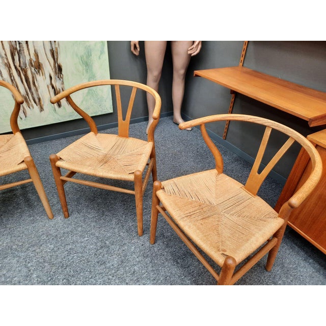 Wishbone Chairs by Hans Wegner for Carl Hansen & Son, 1960s, Set of 4 For Sale - Image 12 of 16