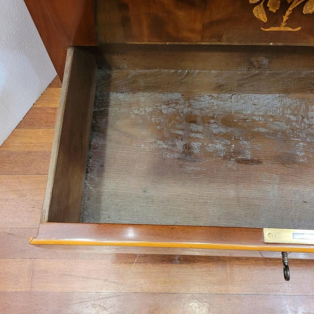 Biedermeier Chest of Drawers in Mahogany, Germany, 1840s For Sale - Image 10 of 18