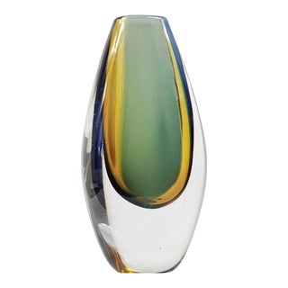 Mid-Century Modern Scandinavian Sommerso Glass Vase by Vicke Lindstrand for Kosta, Sweden, 1960s For Sale