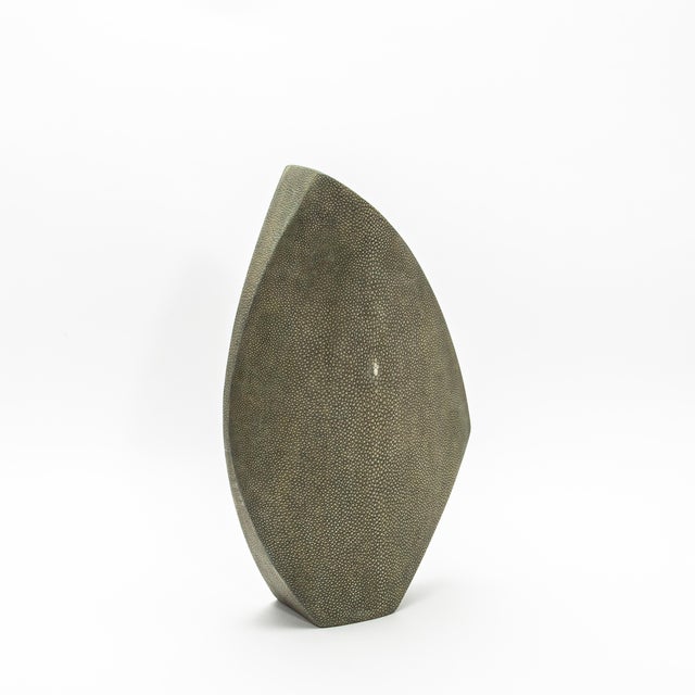 2020s Shagreen Vase With Brass Details by R&y Augousti For Sale - Image 5 of 11
