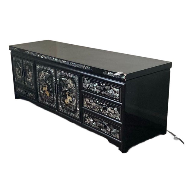1970s Black Lacquer Dresser With Mother of Pearl Inlay and Asian Inspired Design For Sale