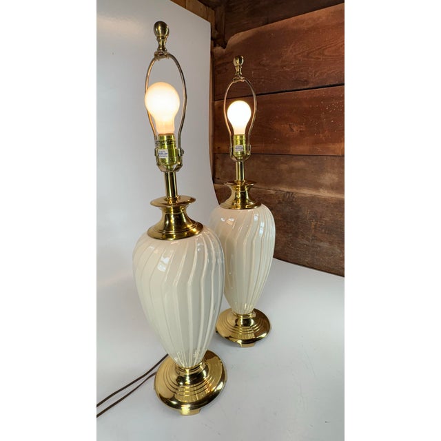 1990's Postmodern Beige Reticulated Ceramic Lamps Brass Sunset Lamp Co. Richards Mfg. - a Pair For Sale - Image 12 of 12