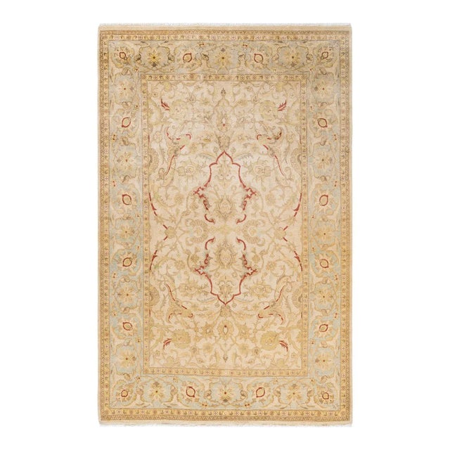Vintage Traditional Hand Knotted Wool Area Rug, Ivory - 6'2" X 9'7" For Sale - Image 9 of 9