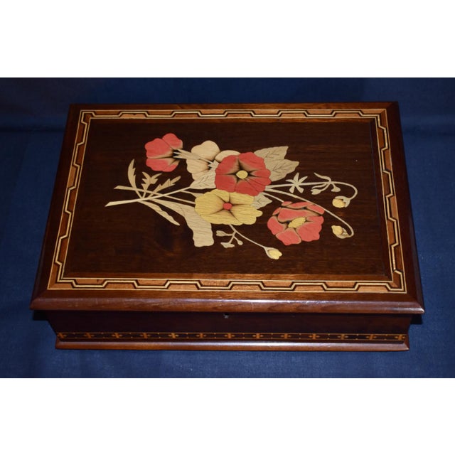1970s Wooden Inlaid Jewelry Box Vintage Henrique Michels Inlaid Floral Marquetry For Sale - Image 5 of 16