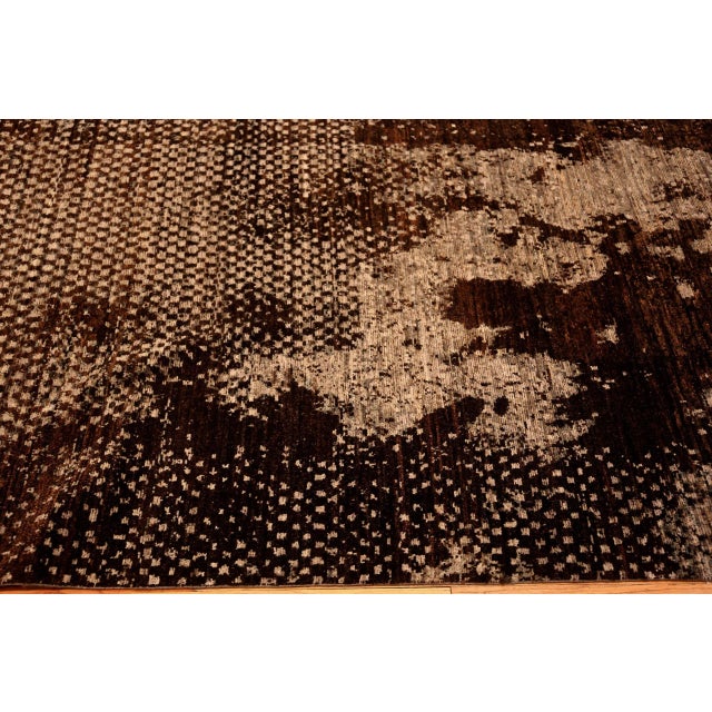 Nazmiyal Collection Brown Modern Transitional Rug For Sale - Image 4 of 7