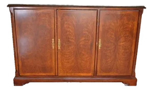 Drexel Heritage Flame Mahogany 60" Georgian Credenza 'Made Expressly for the Ritz-Carlton Hotel' - Vintage Late 20th Century
