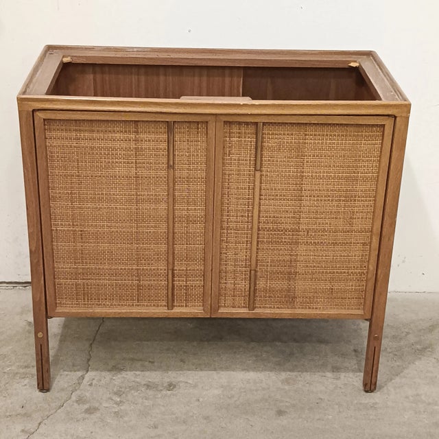 Vintage Mid Century Modern Sideboard With A Cream Travertine/Limestone Matte Finish Removable Top. This lovely MCM...