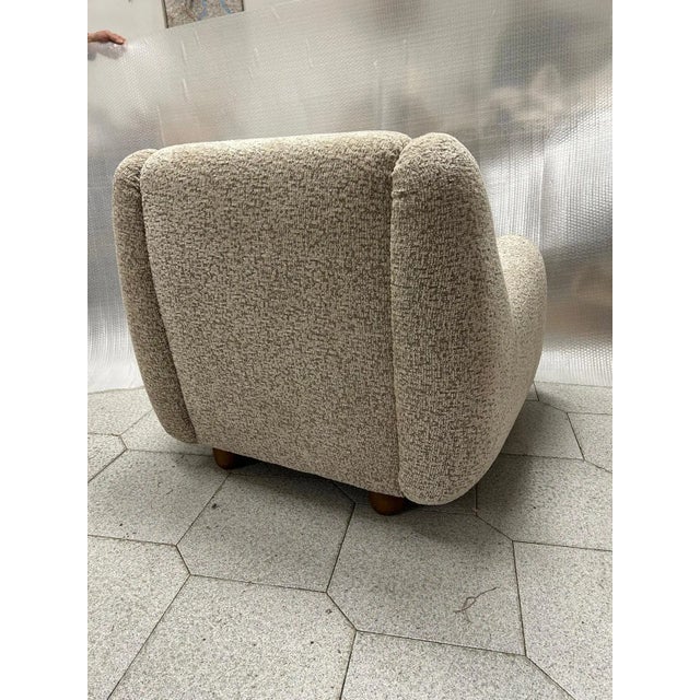 Set of Chairs with Spherical Legs in White Bouclé Fabric, 2000s, in Very Good conditions. Designed from 2000