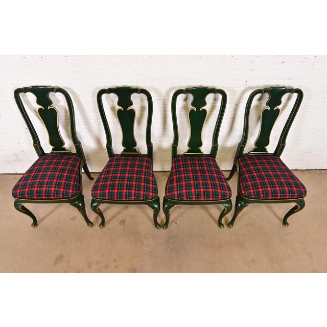 Kindel Furniture Chinoiserie Queen Anne Green Lacquered and Gold Gilt Dining Chairs, Set of Four For Sale In South Bend - Image 6 of 15