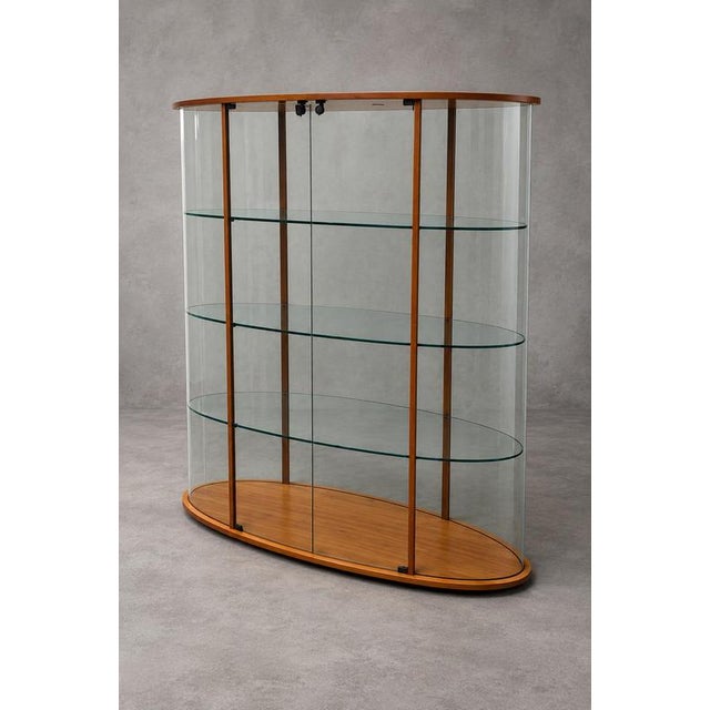 Brown Curved Glass Display Cabinet with Integrated Lighting from Fiam, Italy For Sale - Image 8 of 8